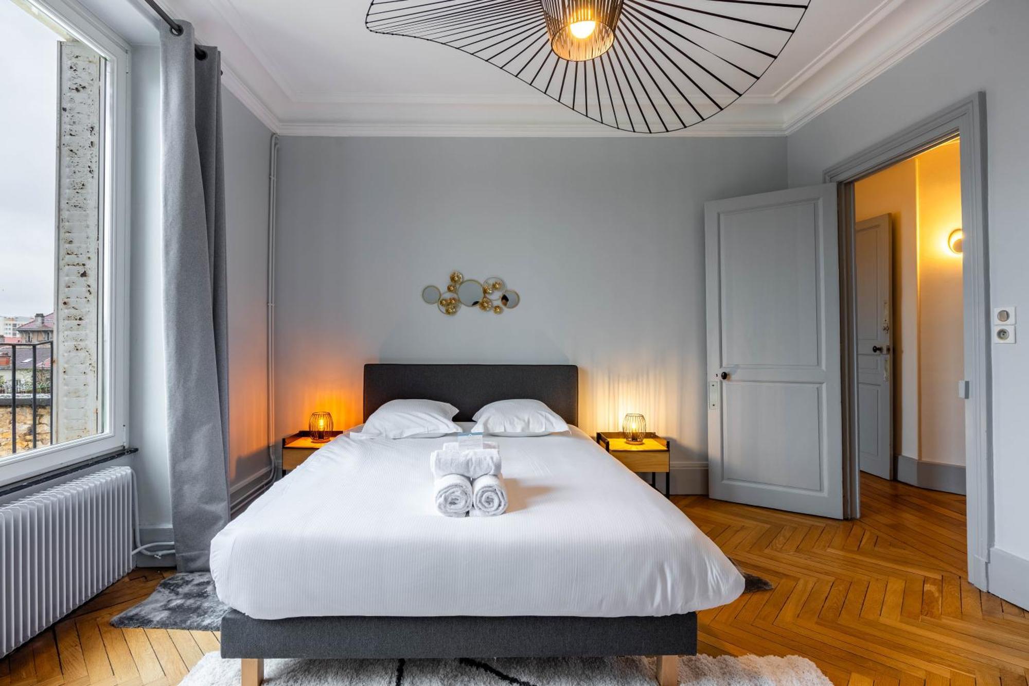 Le Chic De Foch - 5min A Pied De La Gare Appartement *